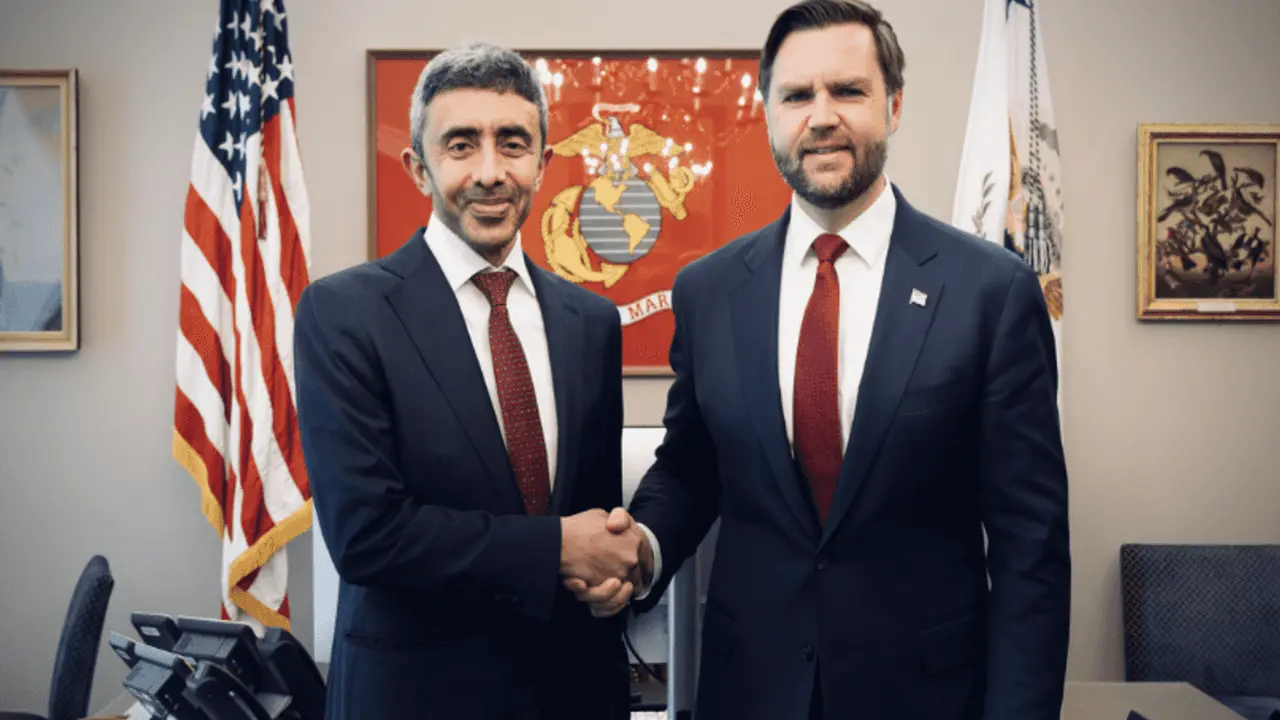 تفاصيل اجتماع عبدالله بن زايد مع نائب الرئيس الأميركي خلال زيارته إلى واشنطن